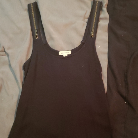 Zippered tank top - Picture 1 of 2